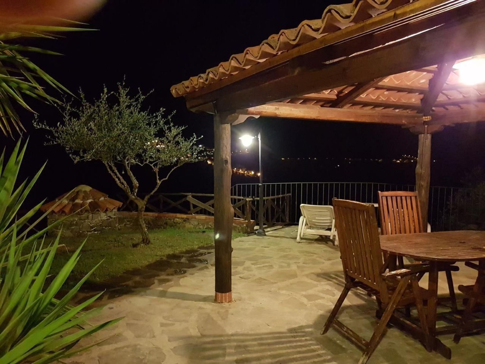 Haus mit privatem Pool und herrlicher Aussicht-Binnen