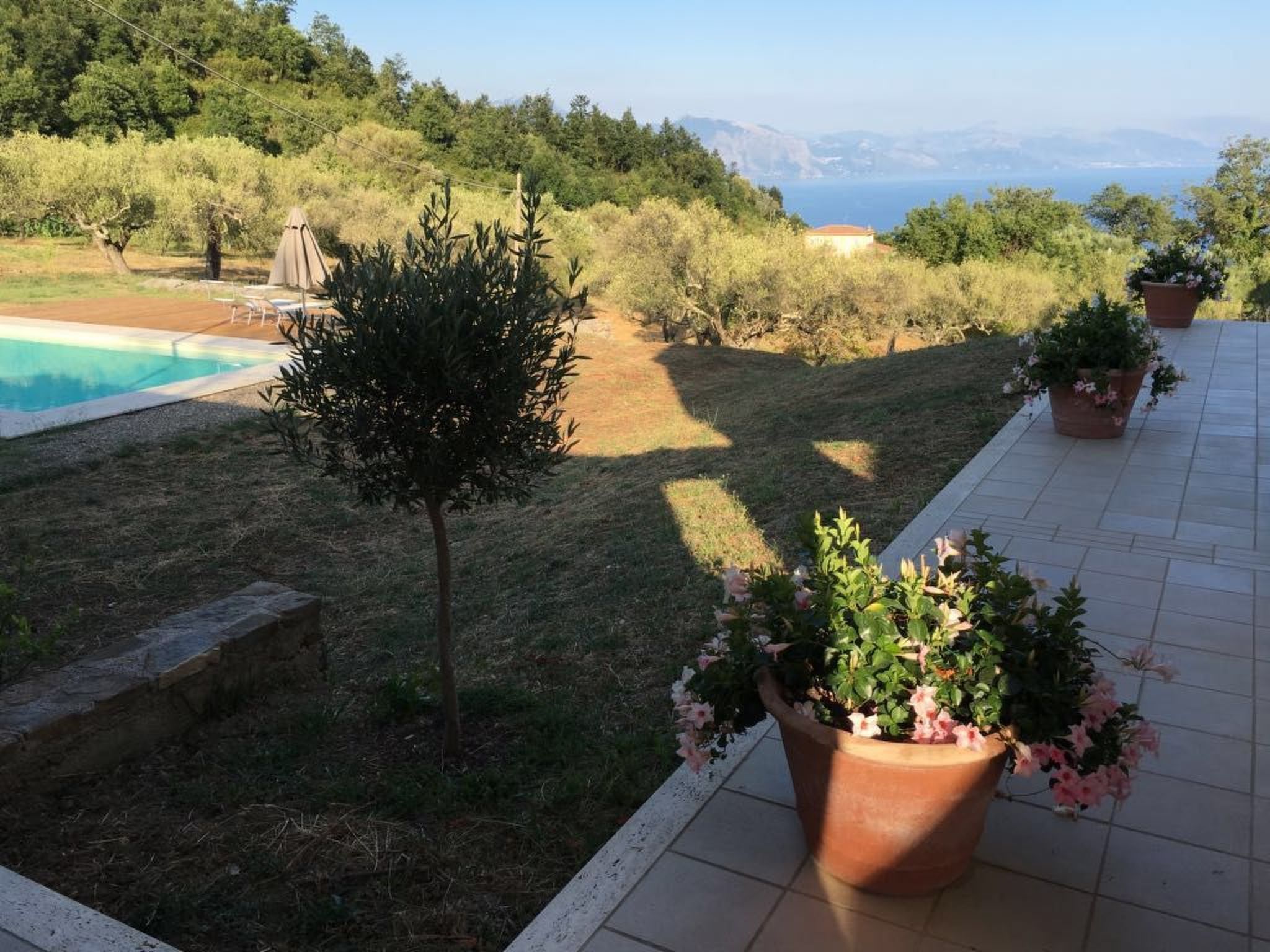 Gästehaus an die Villa angeschlossen-Binnen