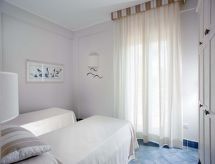 Petrasia Apartment: 80m², 2 Slaapkamers & Zeezicht in Cilento - thumbnail 4