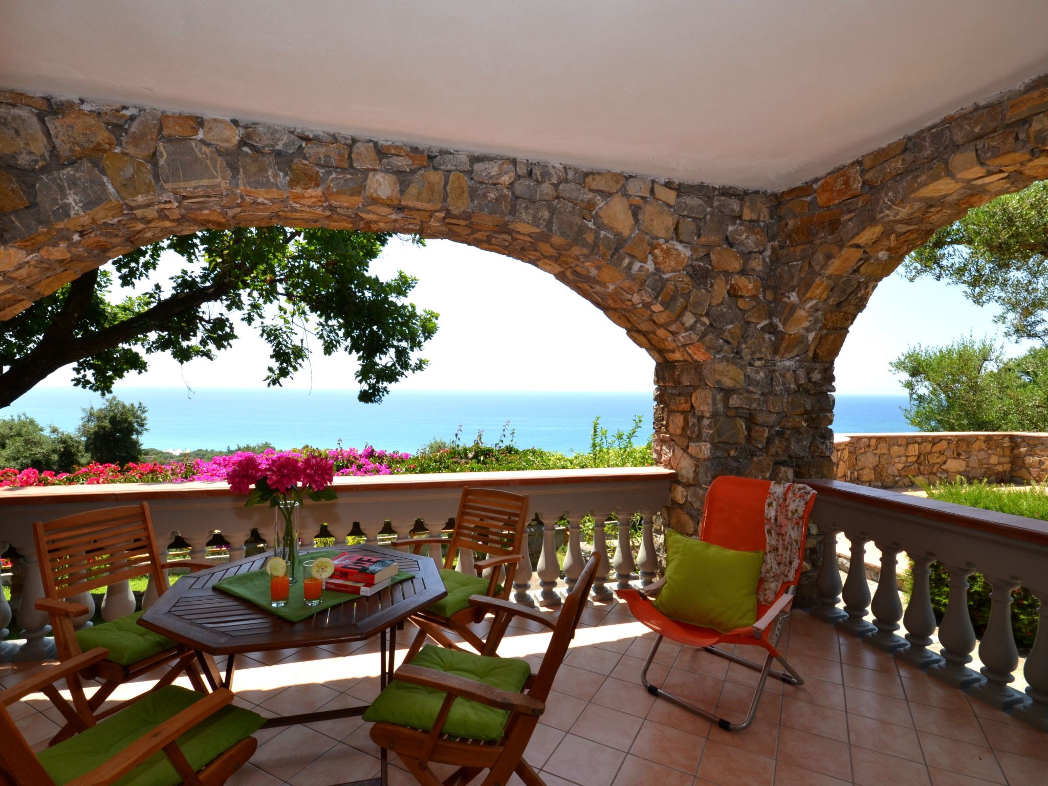 Traumvilla mit Panoramapool-Binnen