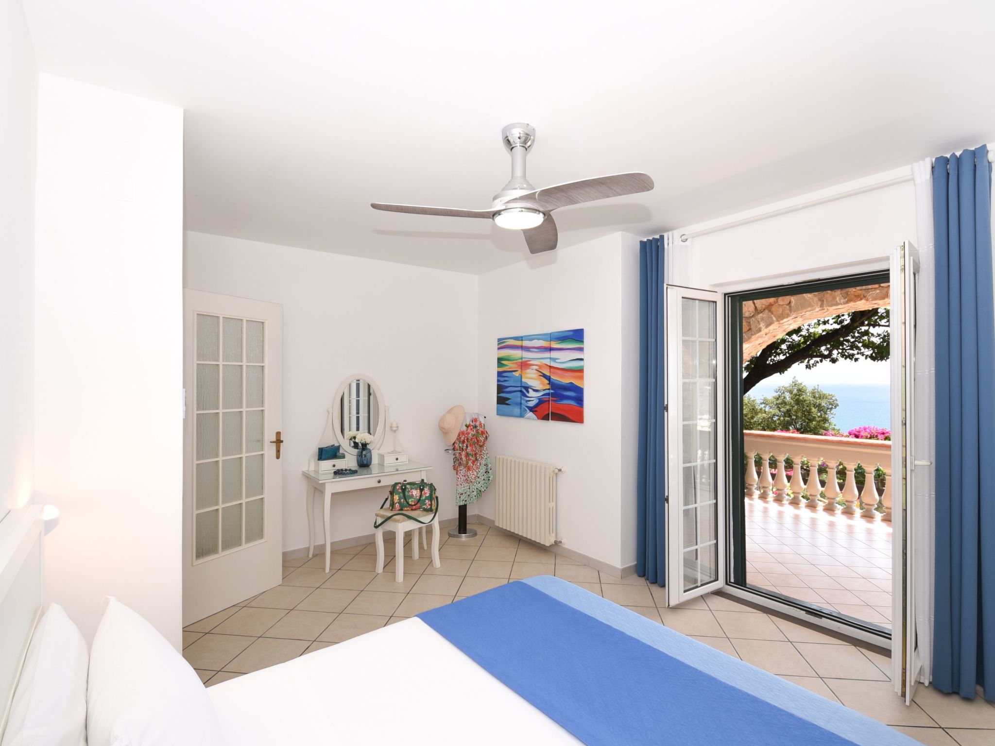 Traumvilla mit Panoramapool-Binnen