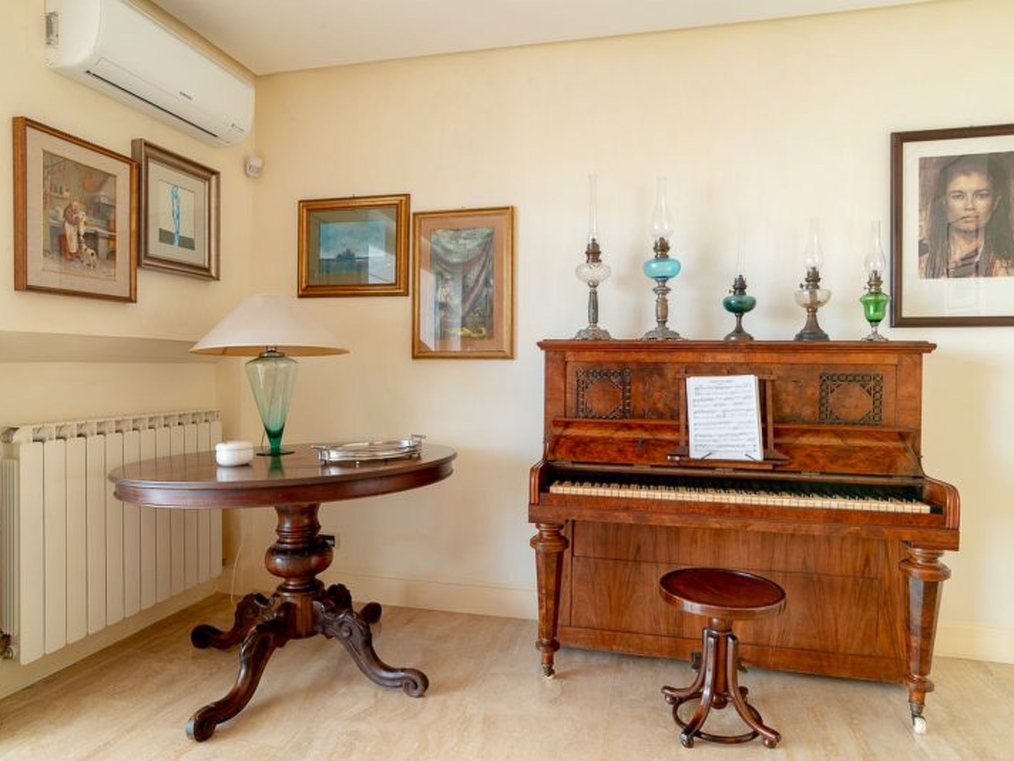 Ferienvilla mit Wasserblick-Image-tags.info