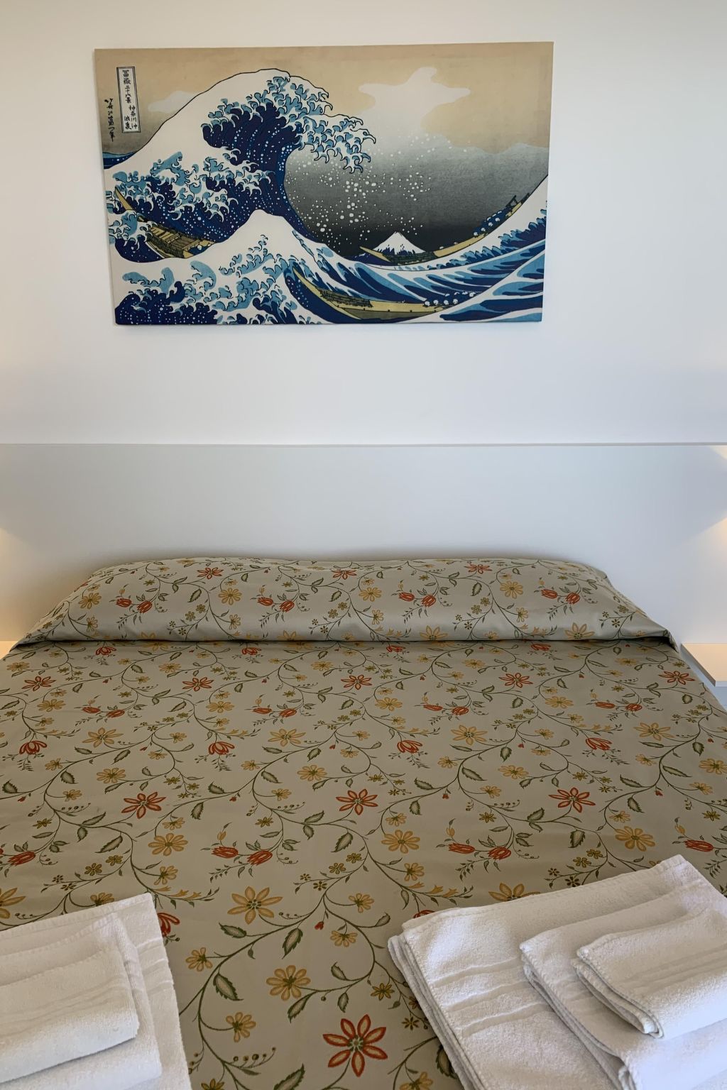 'Laura-Image-tags.info