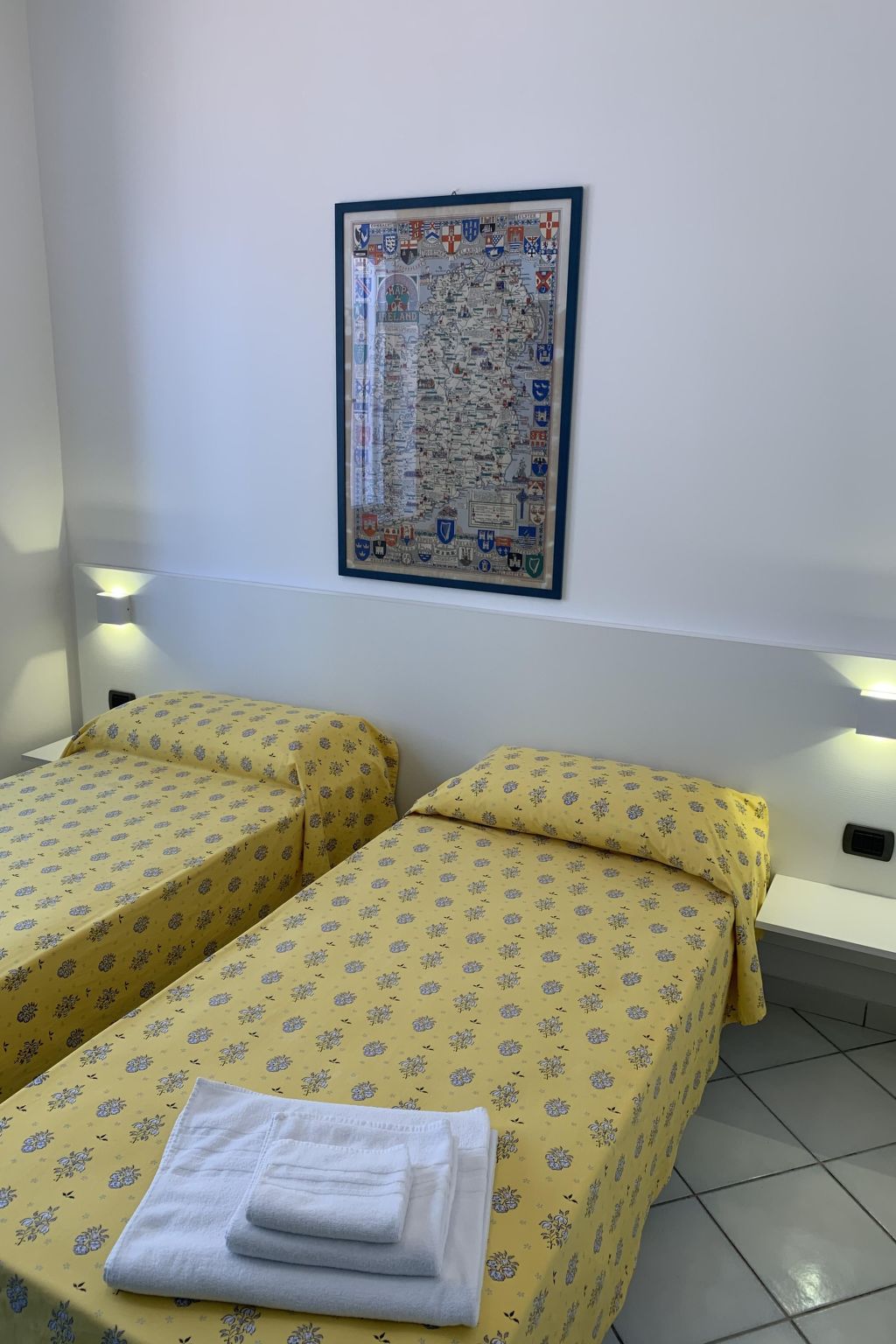 'Laura-Image-tags.info