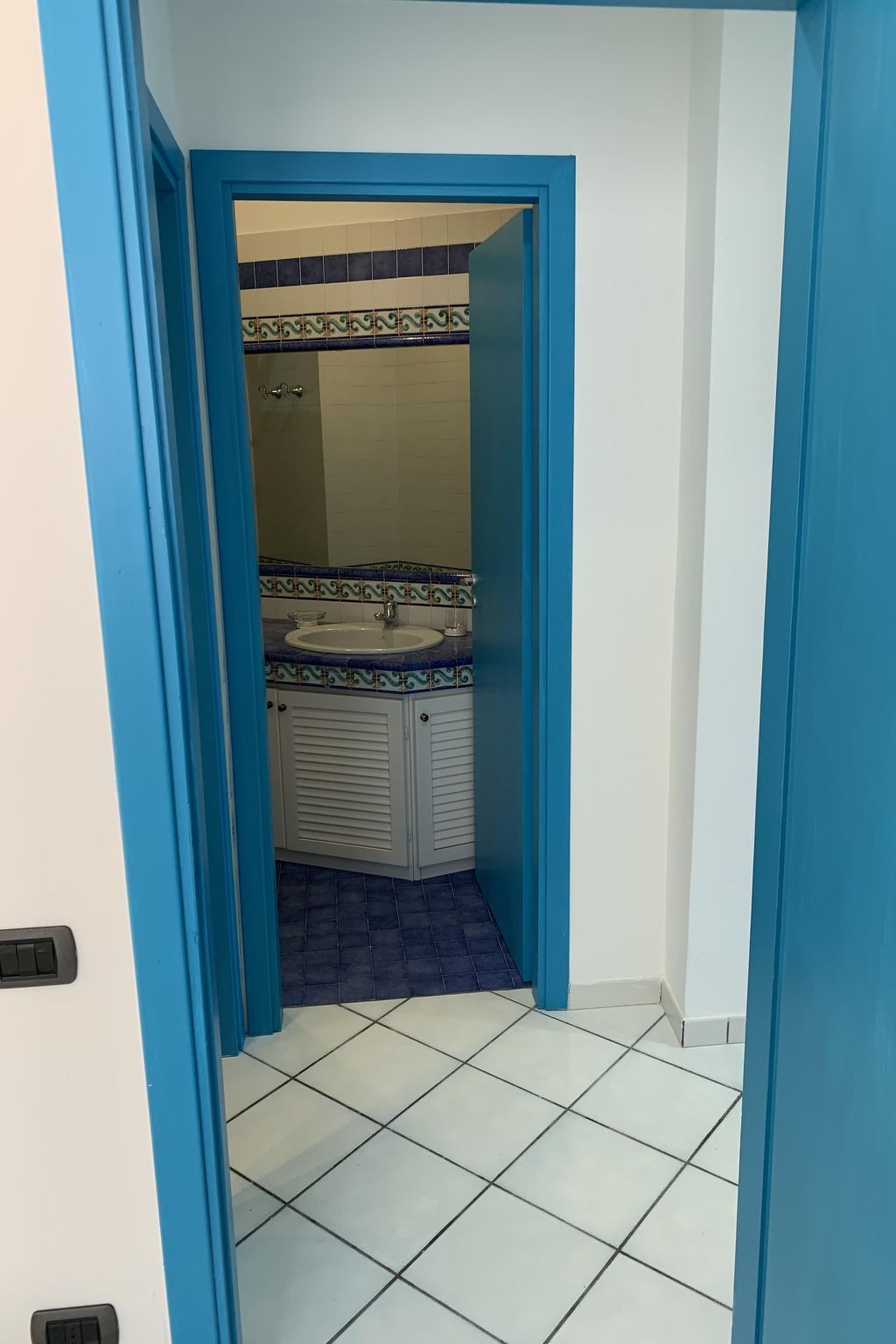 'Laura-Image-tags.info