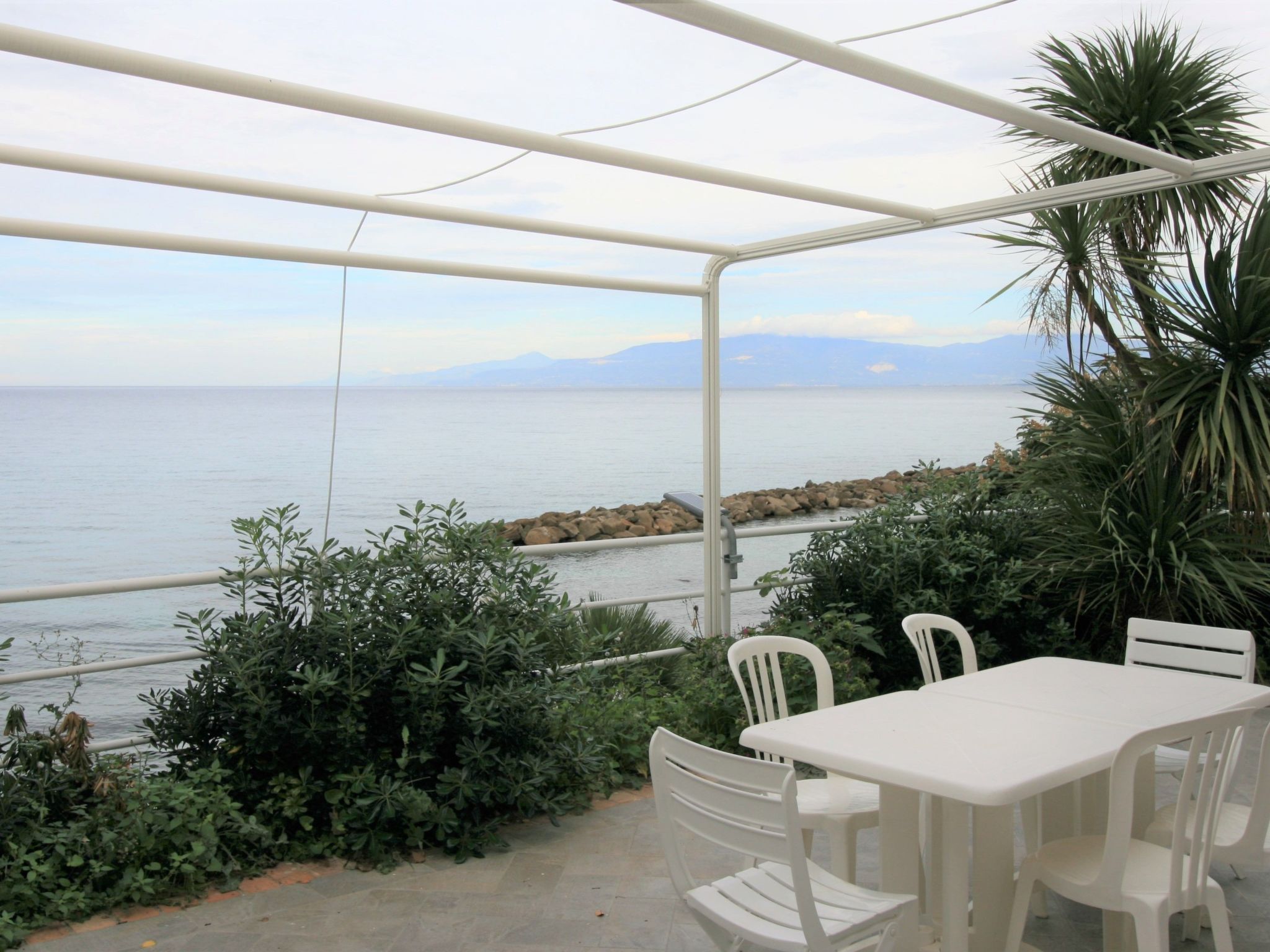 Wohnung 'Laura' mit Blick aufs Wasser-Image-tags.info