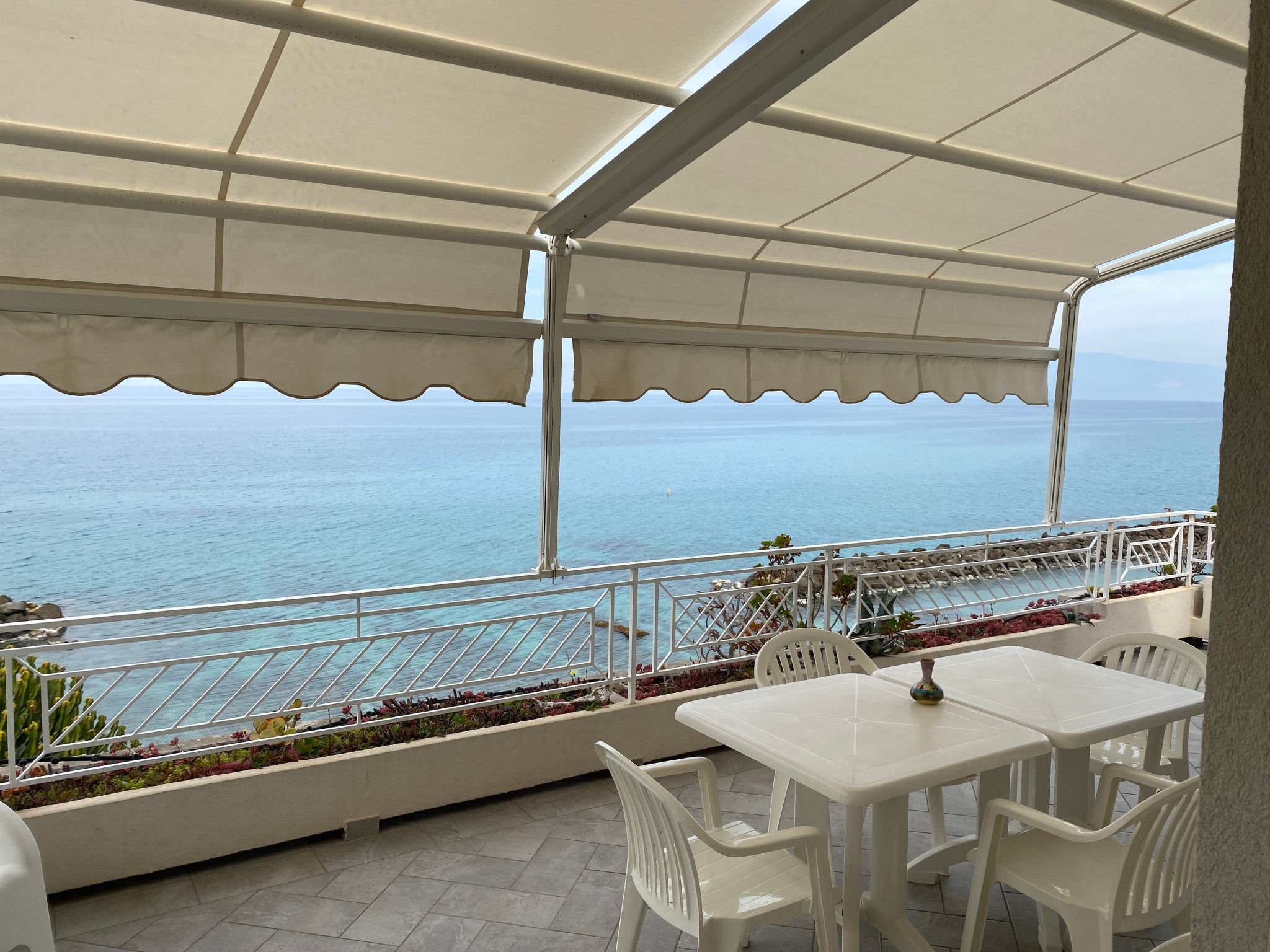 Villa Laura am Meer - P1-Image-tags.info