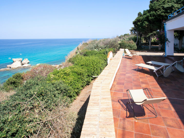 Image blog The Best Food Festivals in Calabria, Italy You Can’t Miss