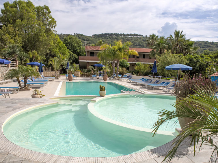 Op 550 m van zee: Gezellig appartement in Capo Vaticano in Capo Vaticano
