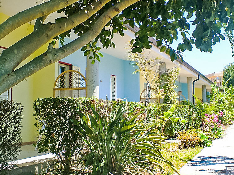 Search and Stay destination Santa Maria, Calabria - Italy from AU$ 324. Dependance