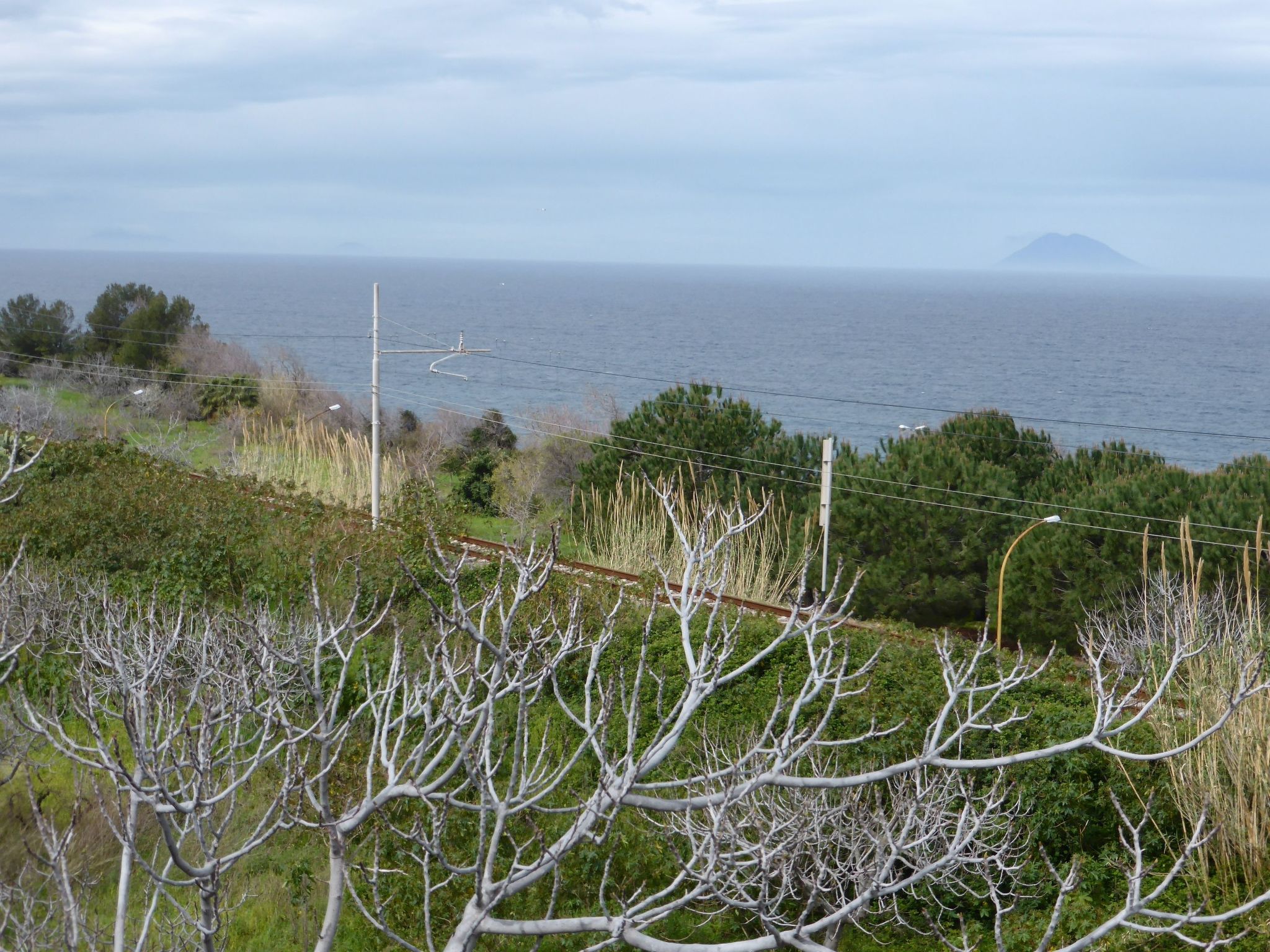 Ferienvilla bei Tropea mit Blick auf das Meer und die liparischen Inseln-Image-tags.info