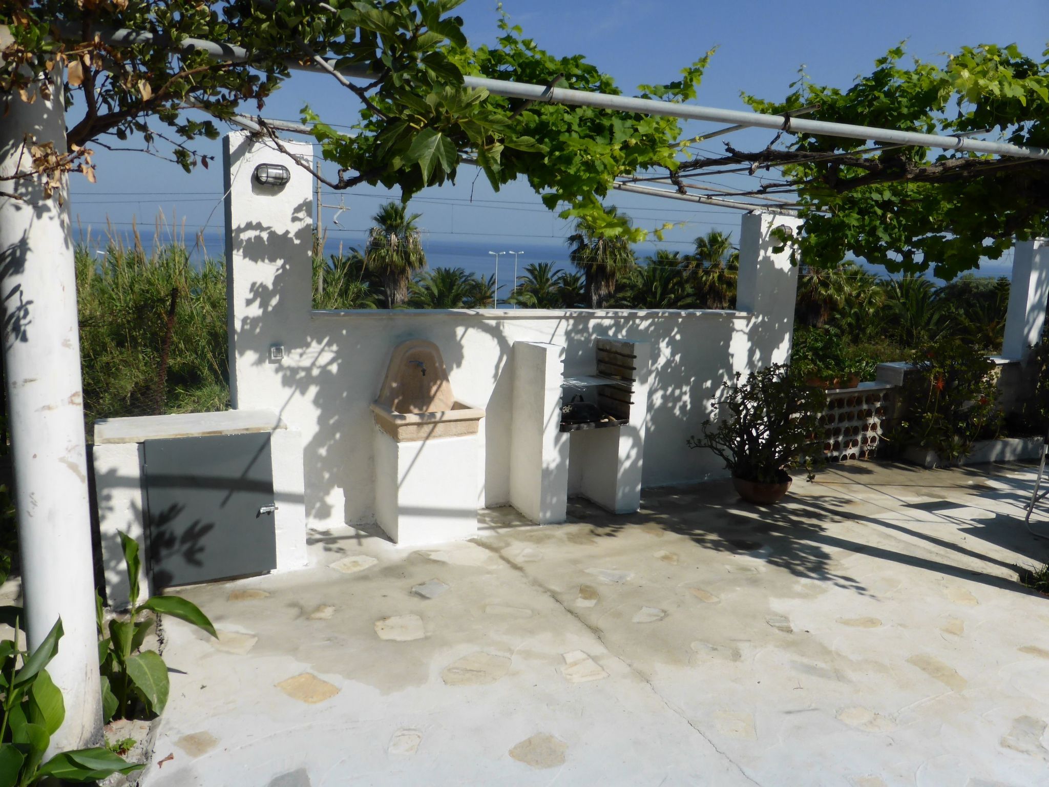 Ferienvilla bei Tropea mit Blick auf das Meer und die liparischen Inseln-Image-tags.info