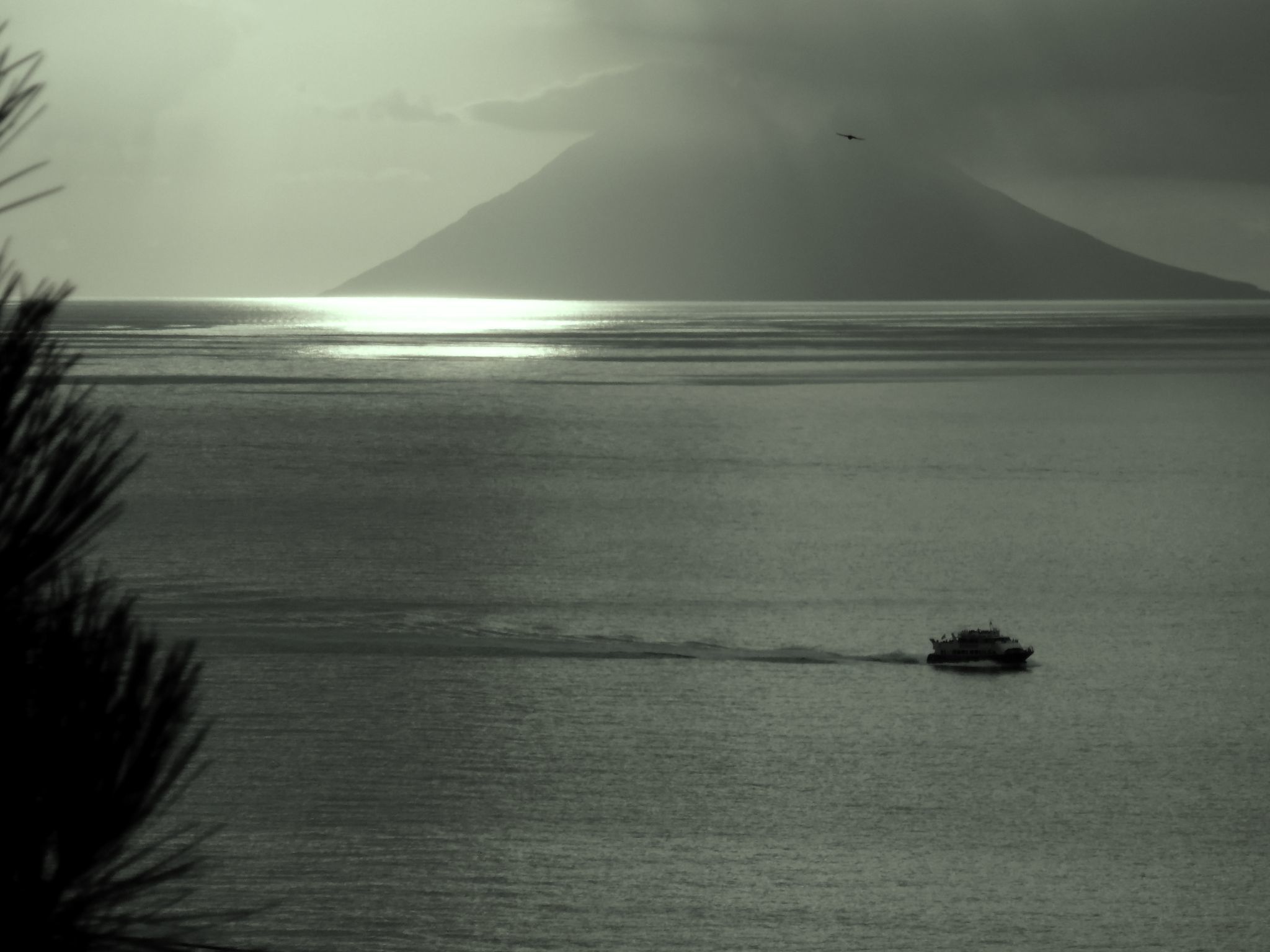 Ferienvilla bei Tropea mit Blick auf das Meer und die liparischen Inseln-Image-tags.info