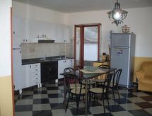 Vrijstaande villa Capo Vaticano, 1.4 km van zee, voor 6 personen - thumbnail 3