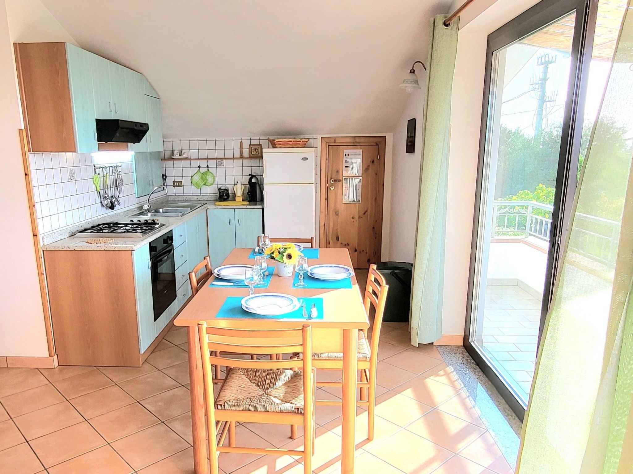 'Roberta-Image-tags.info