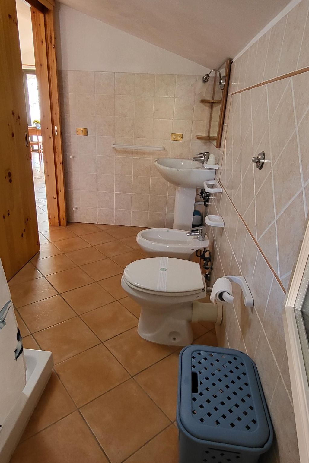 'Roberta-Image-tags.info