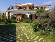 Villa mit privatem Pool in der Nähe der Strände von Palmi