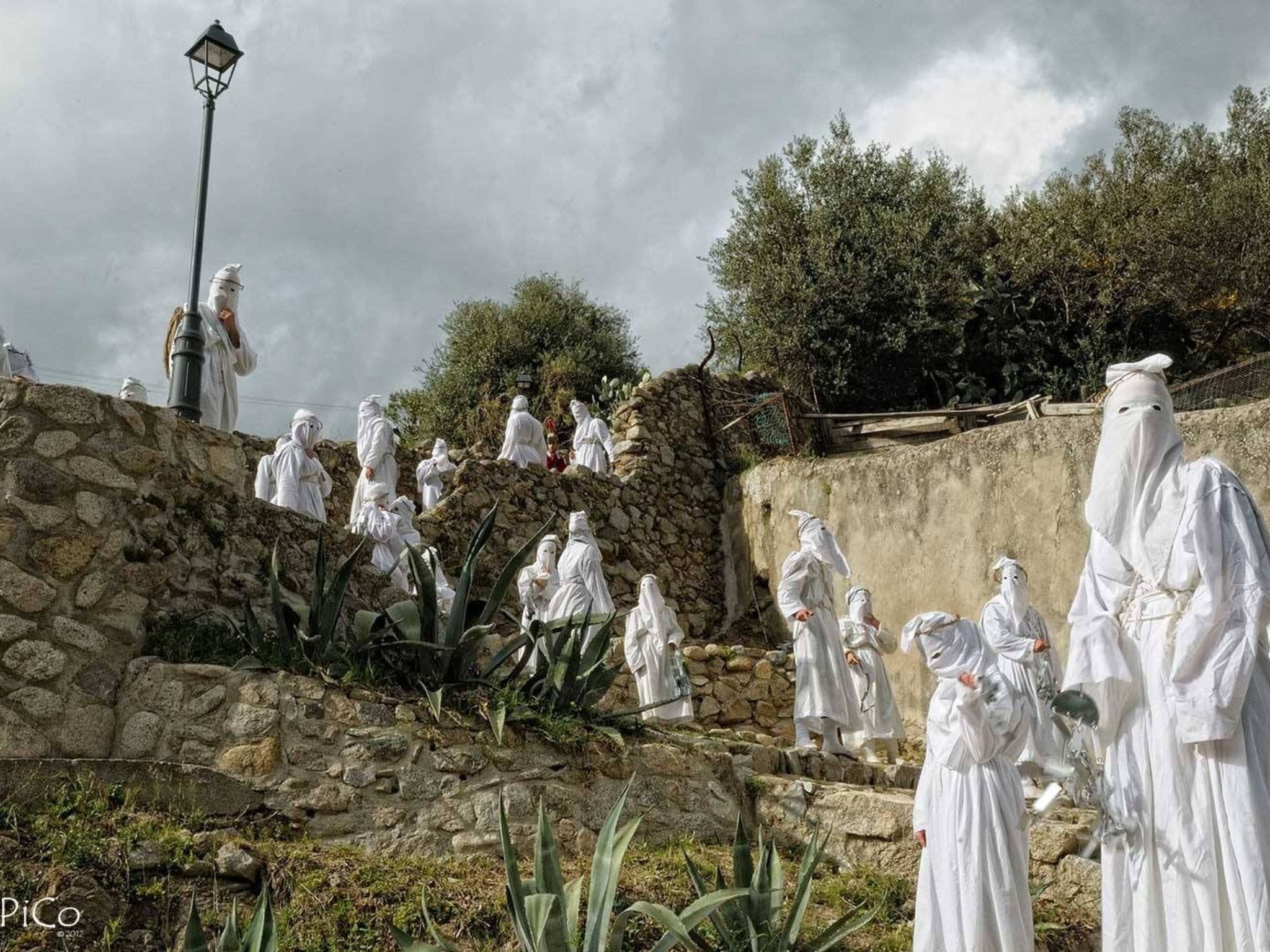 Geräumige Artemide-Wohnung mit Terrasse-Image-tags.info