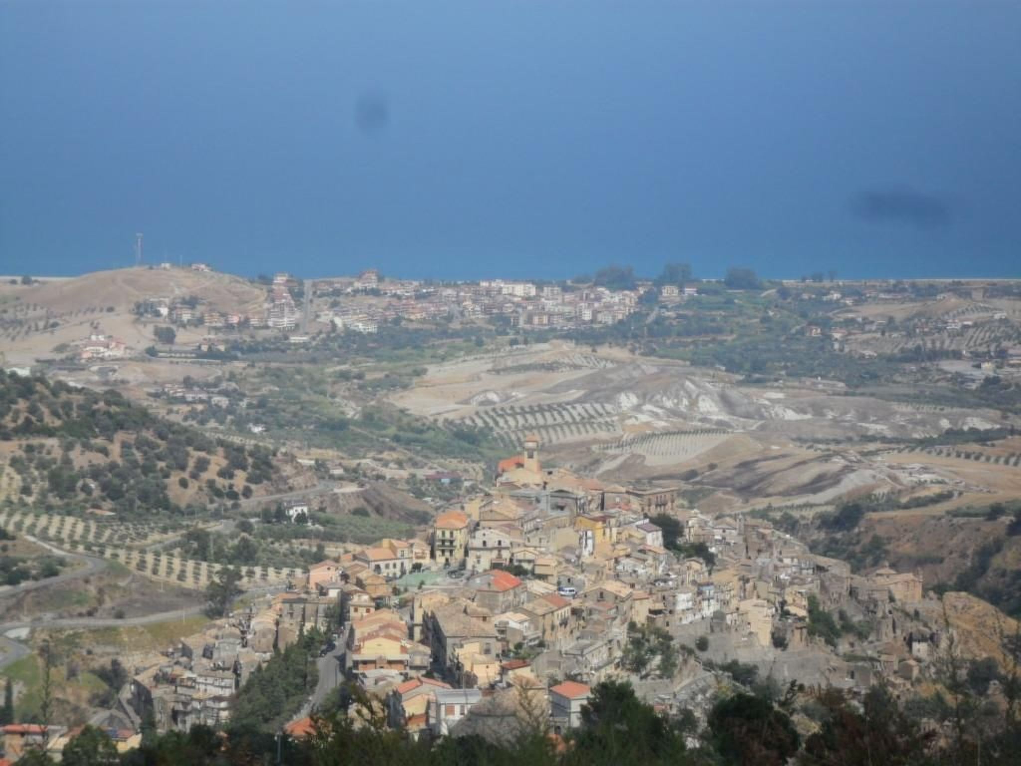 Geräumige Artemide-Wohnung mit Terrasse-Image-tags.info