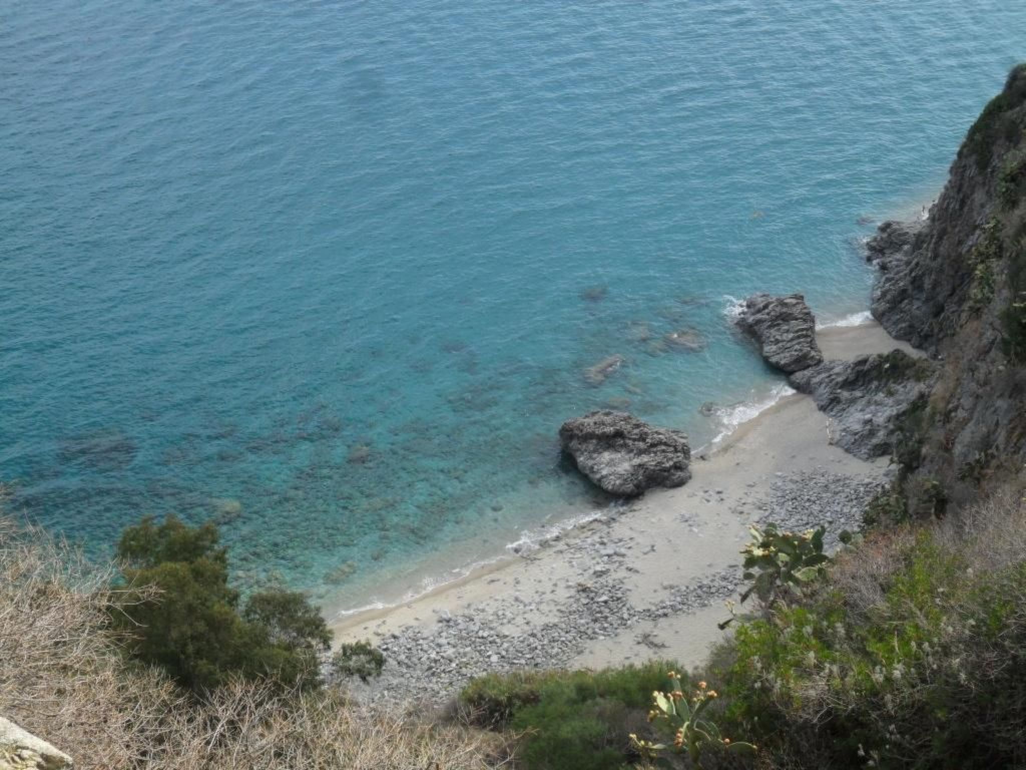 Geräumige Artemide-Wohnung mit Terrasse-Image-tags.info