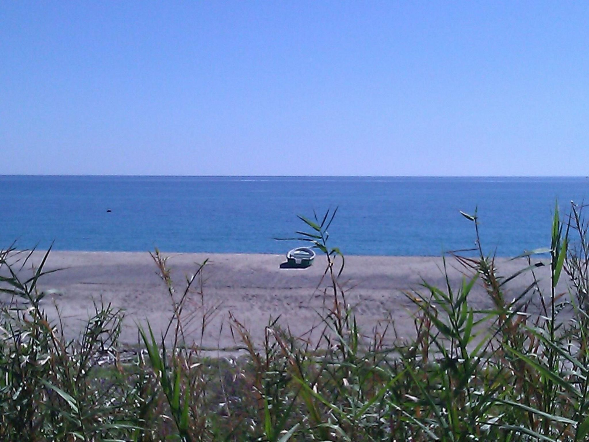 Geräumige Artemide-Wohnung mit Terrasse-Buiten