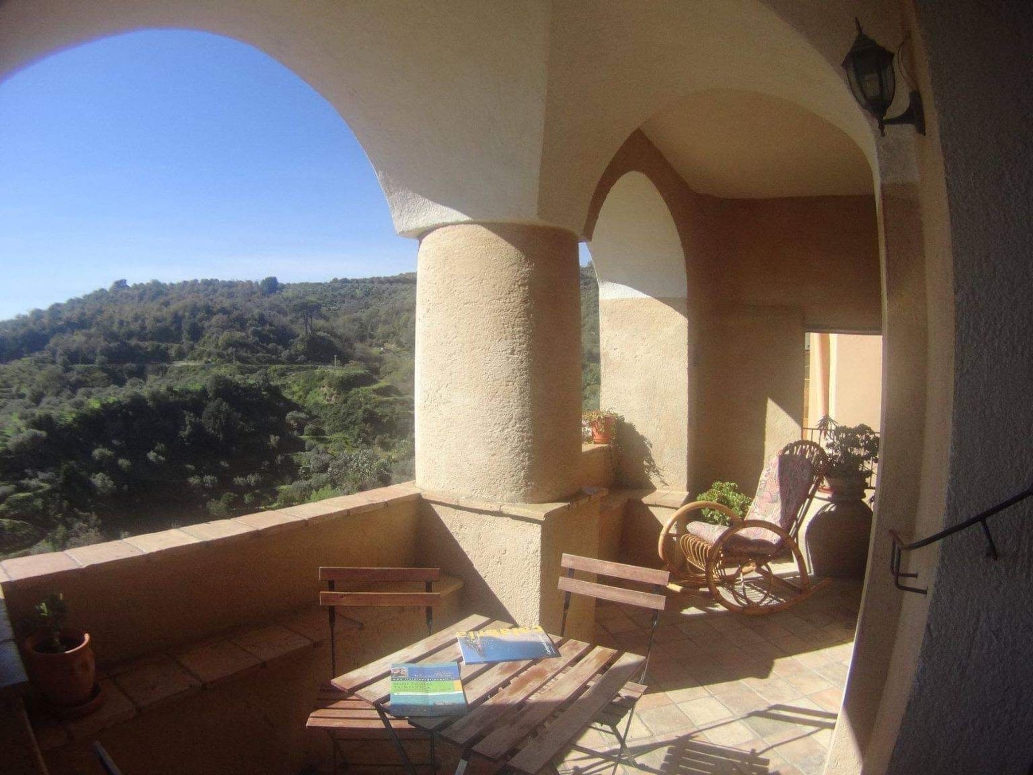 Tiche' Wohnung mit Wasserblick-Binnen