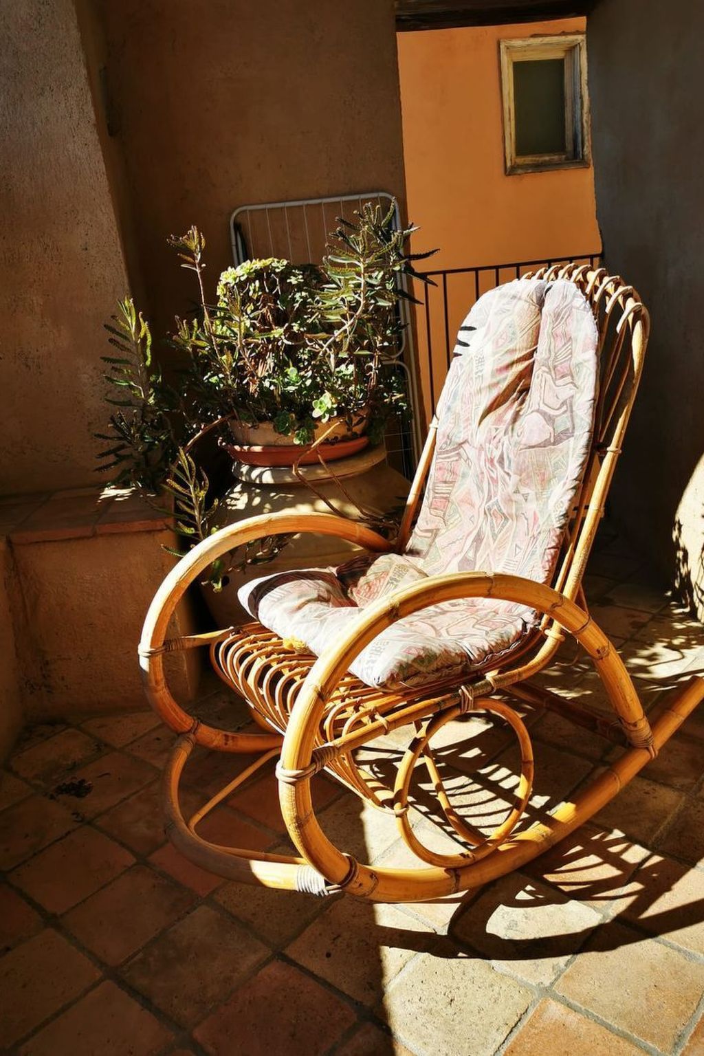 Tiche' Wohnung mit Wasserblick