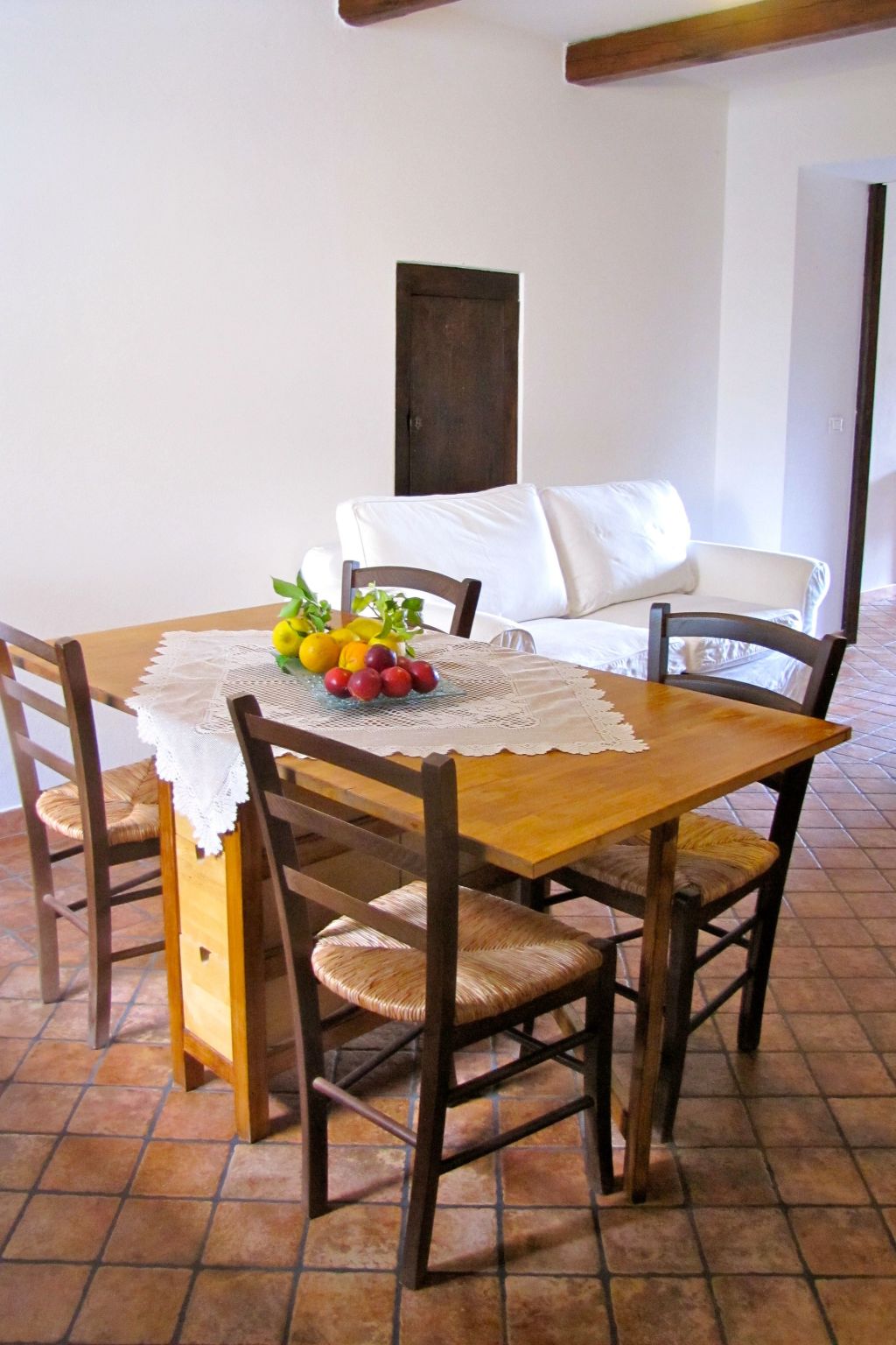 Tiche' Wohnung mit Wasserblick-Binnen