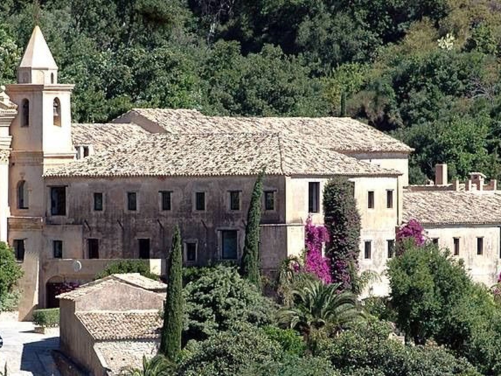 Tiche' Wohnung mit Wasserblick-Binnen