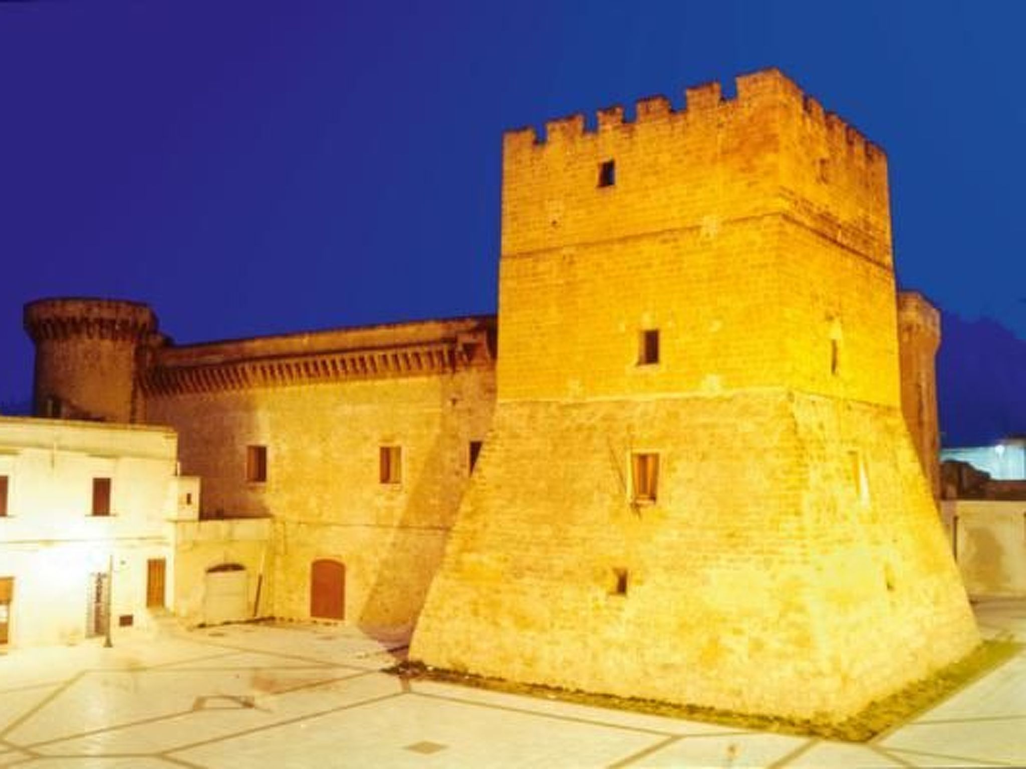 In Marina di Pulsano-Image-tags.info