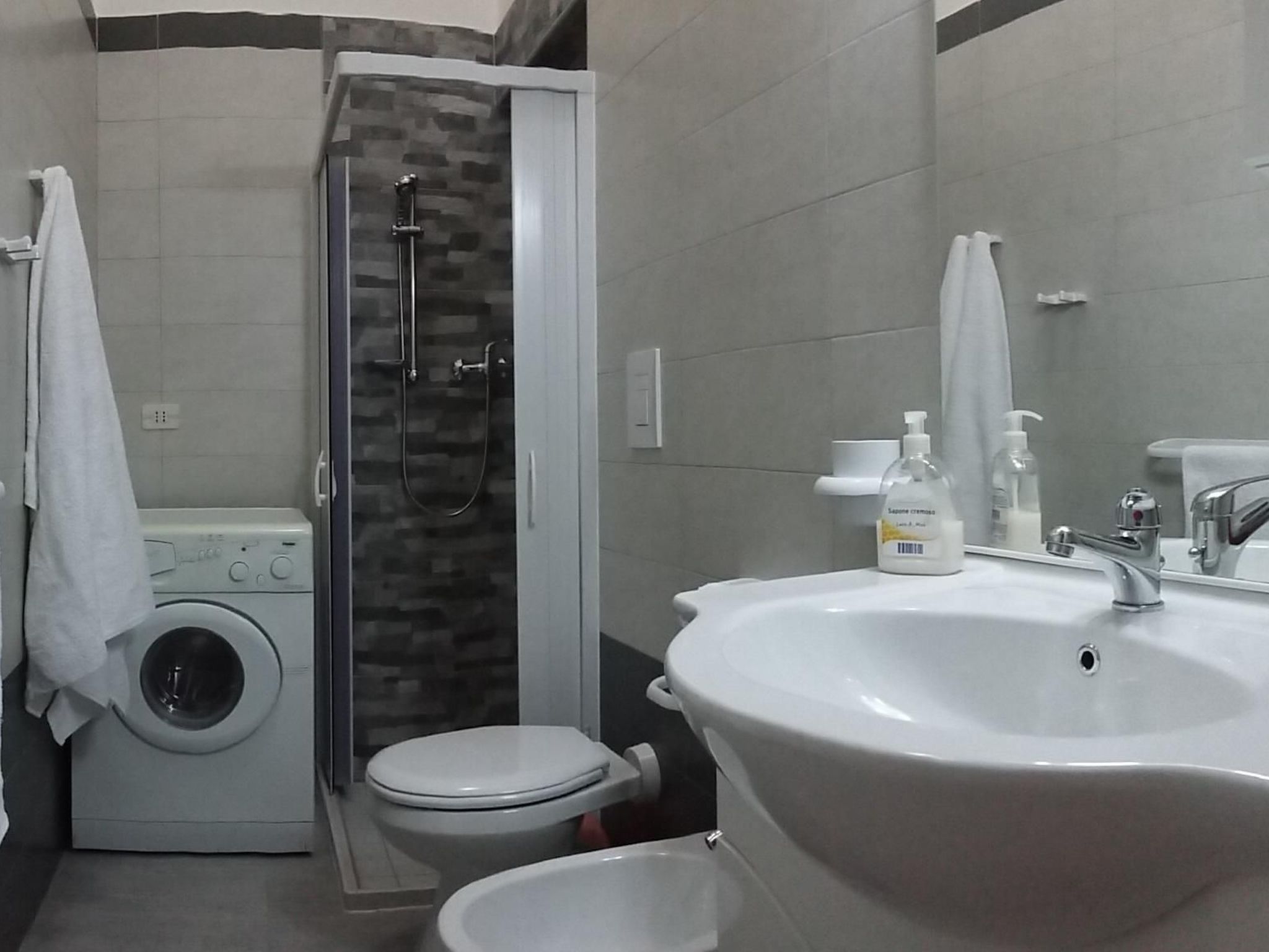 Geräumige Erdgeschosswohnung für bis zu sechs Personen-Image-tags.info