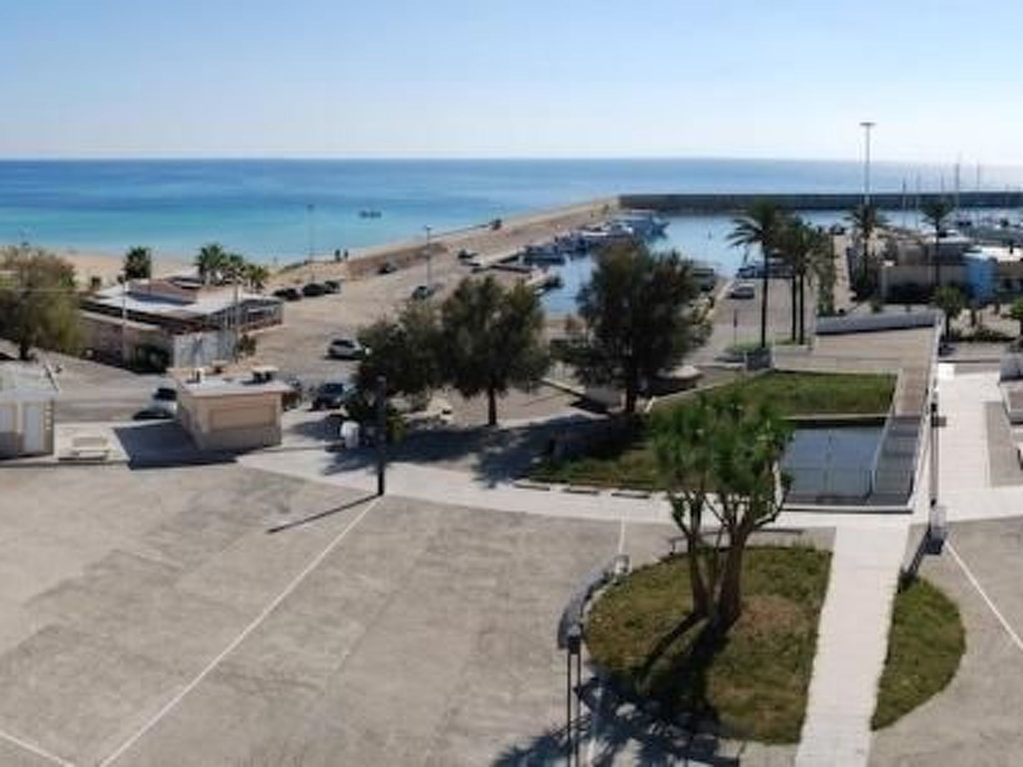 Geräumige Erdgeschosswohnung für bis zu sechs Personen-Image-tags.info