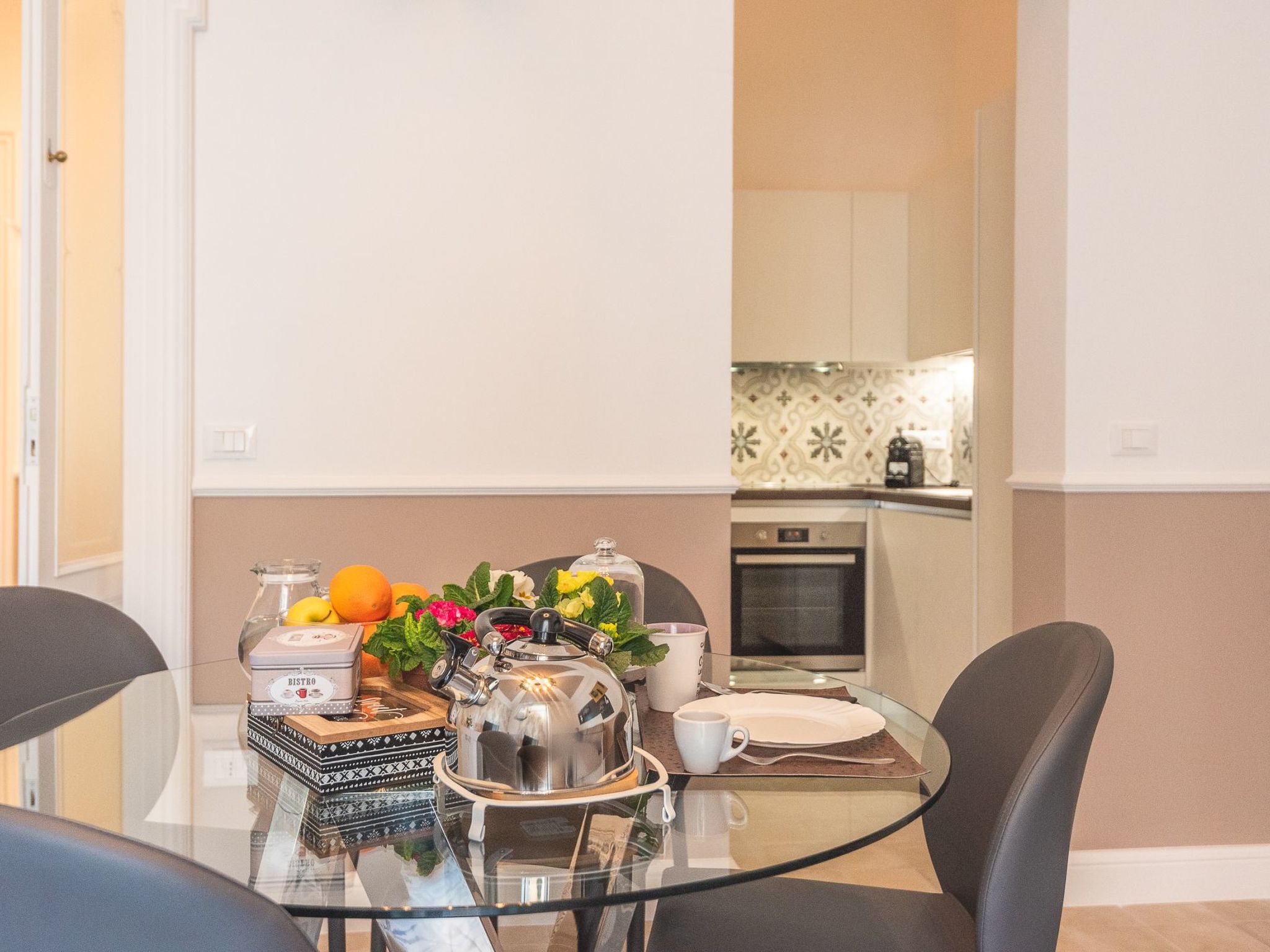 Wohnung in Taranto mit privatem Parkplatz-Binnen