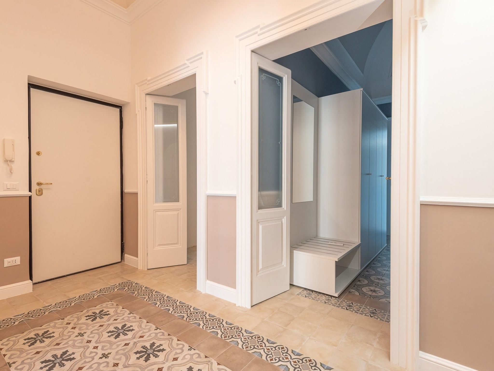 Wohnung in Taranto mit privatem Parkplatz-Image-tags.info