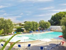 4-persoons vrijstaand vakantiehuis Happy Standard in Porto Cesareo - thumbnail 1