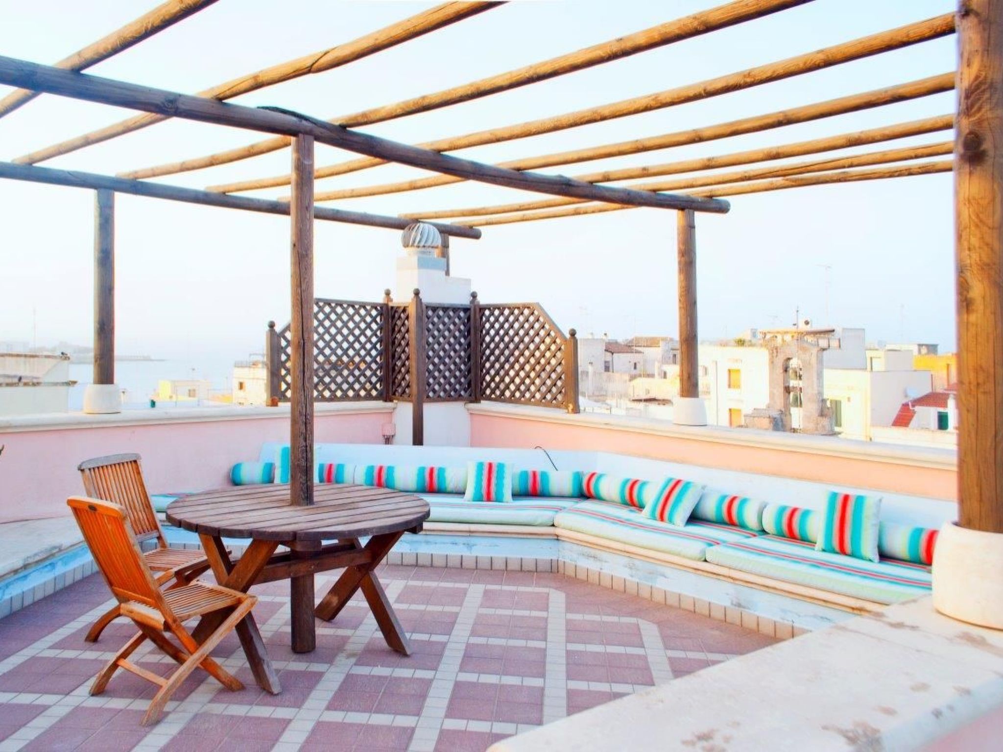 Unterkunft über den Dächern von Otranto mit riesiger Dachterrasse Apartment in Porto Cesareo