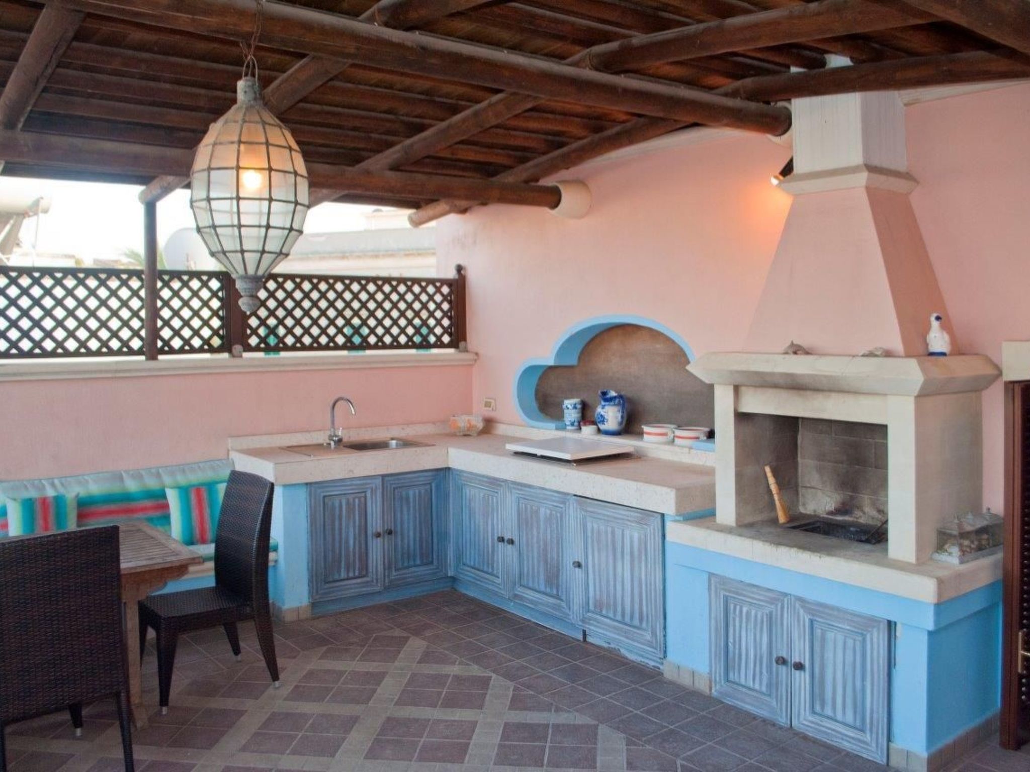 Photo of Unterkunft über den Dächern von Otranto mit riesiger Dachterrasse