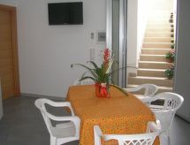 Helle Kellerwohnung