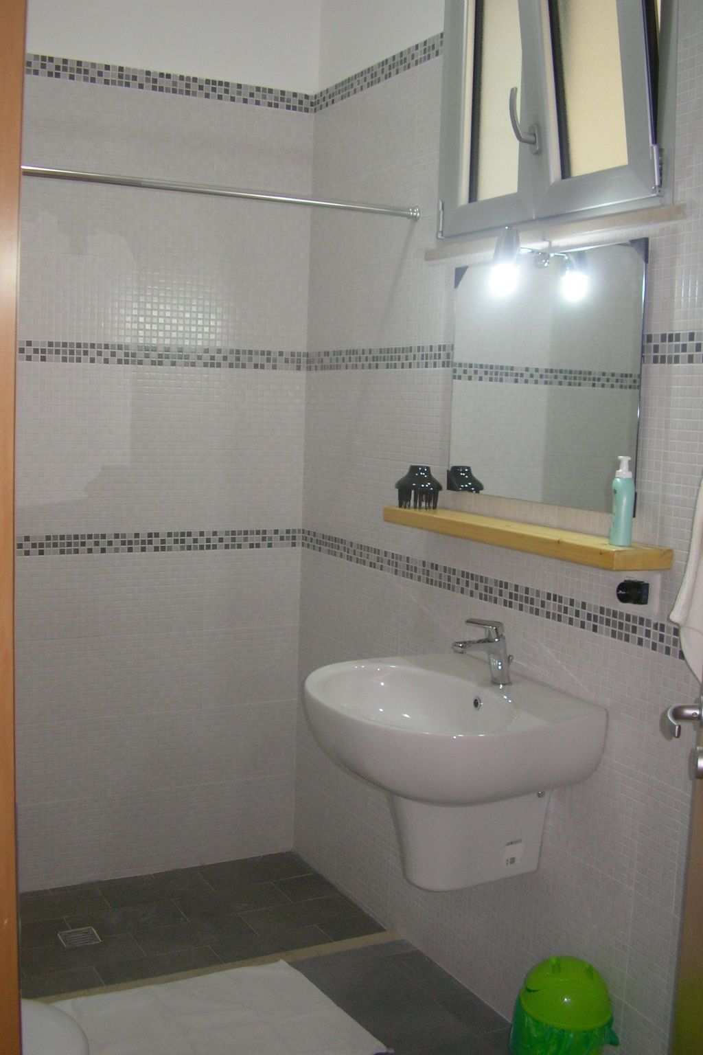 Helle Kellerwohnung-Image-tags.info