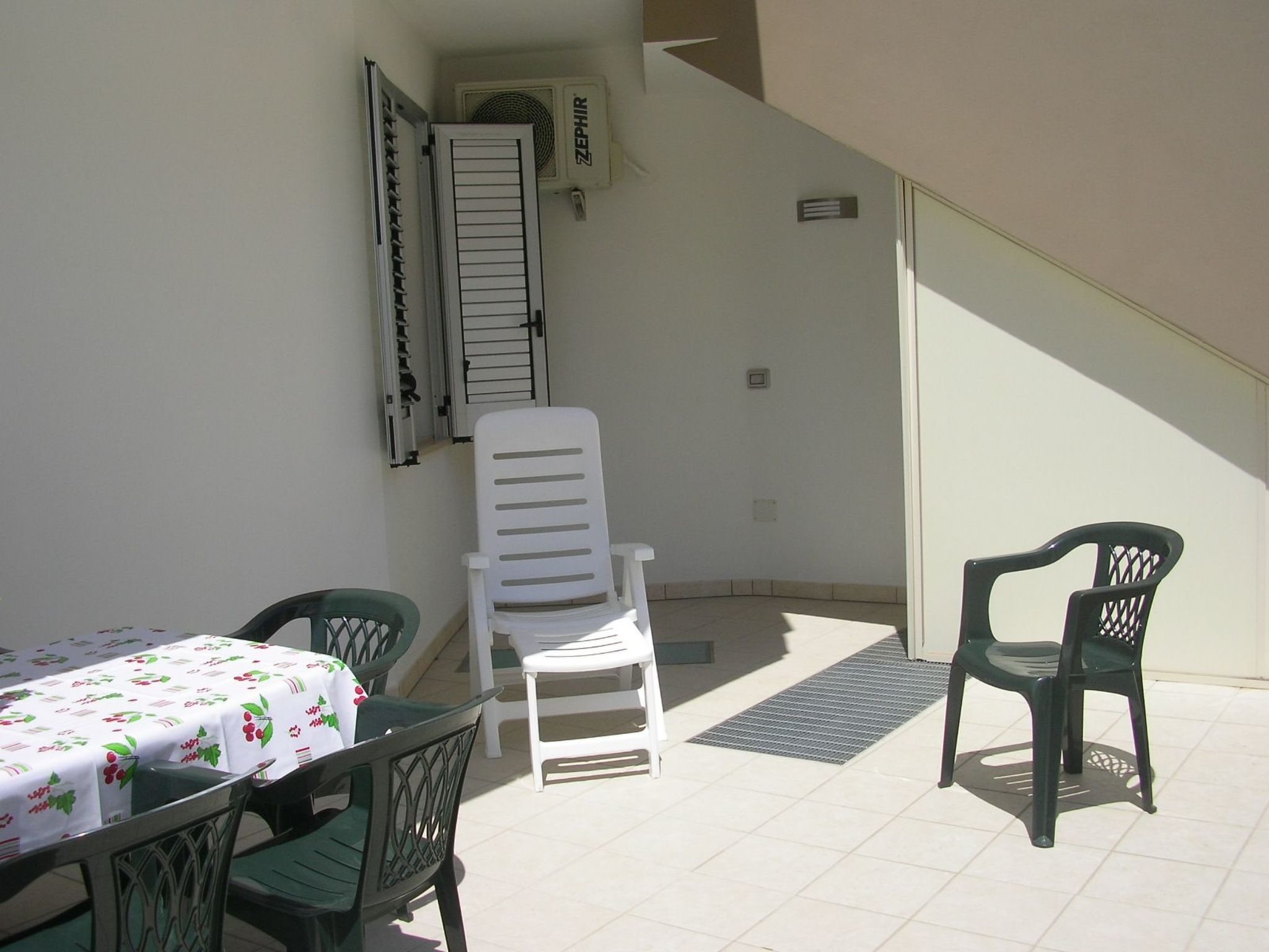 Komfortable Wohnung in Lido Conchiglie-Drinnen