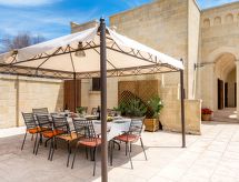 Modernes Bauernhaus mit Pool in der Nähe von Otranto-Salento
