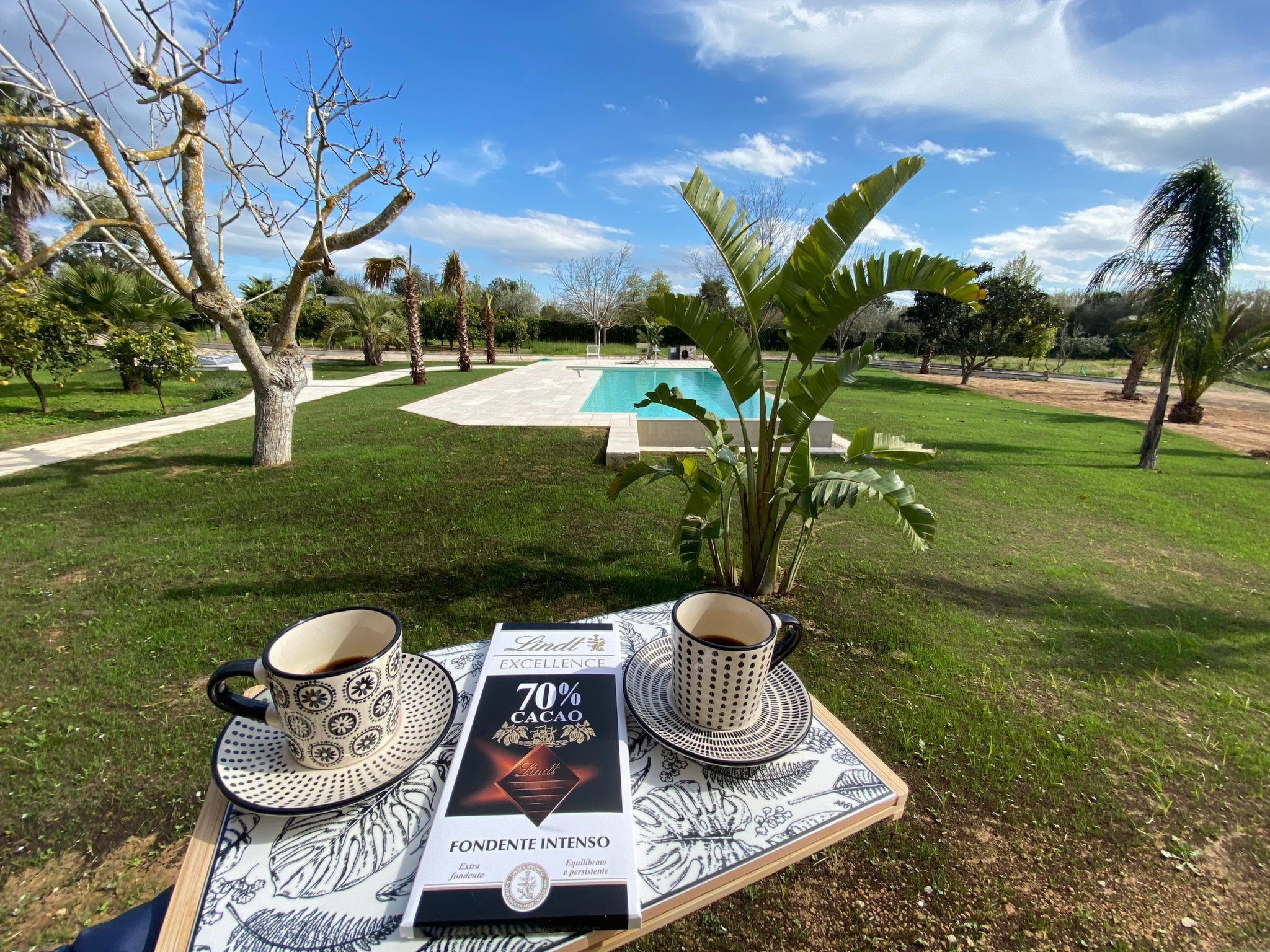 Sirgole Rosa-Drinnen