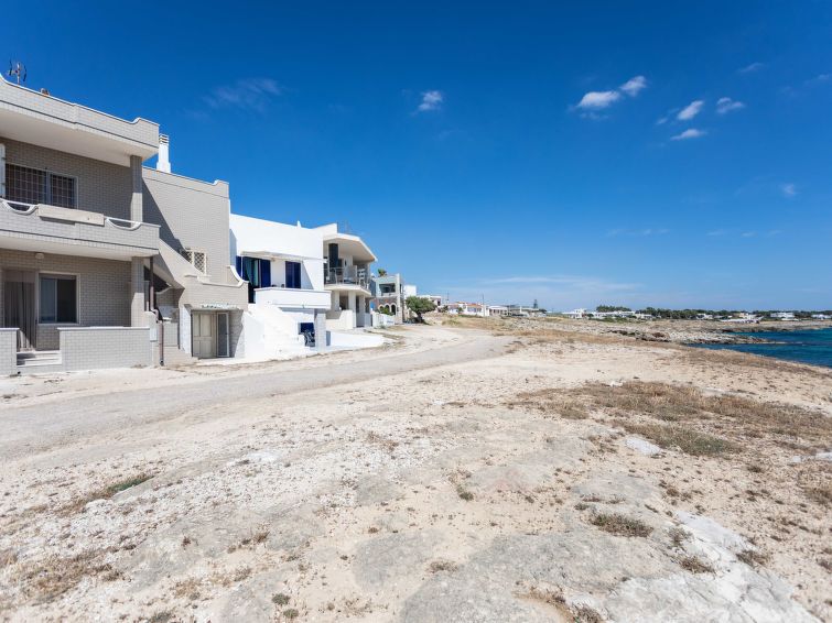 Search and Stay destination Marina di Mancaversa, Puglia - Italy from AU$ 376. Enrica