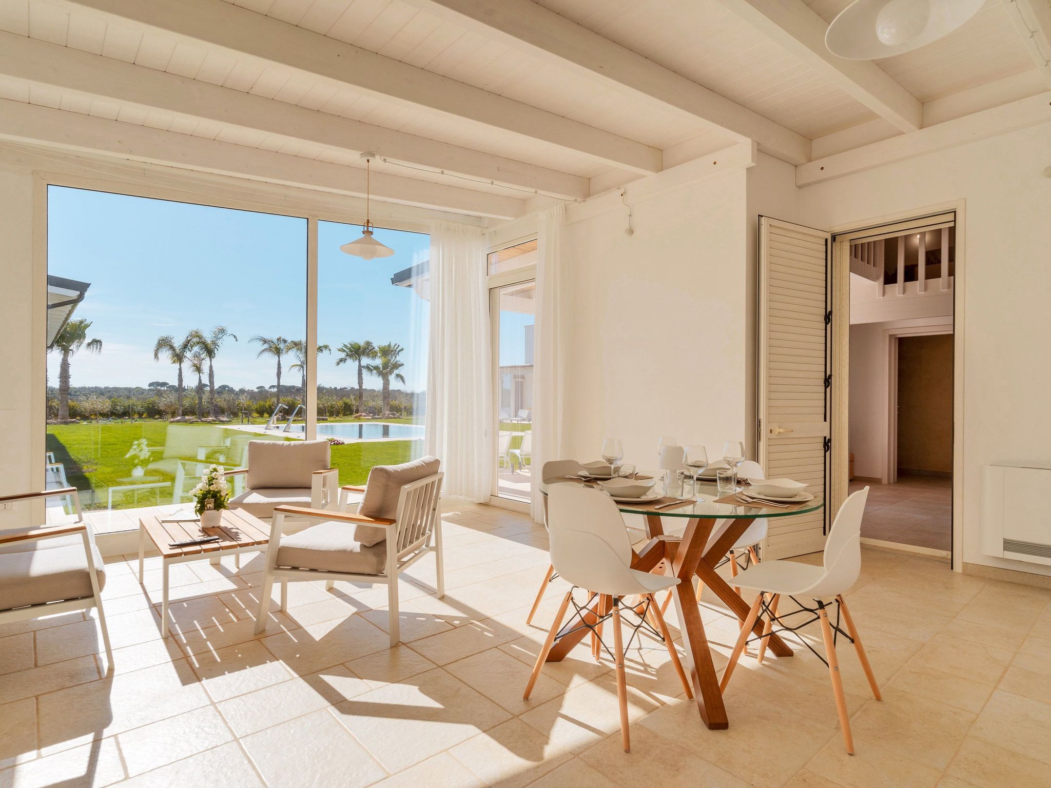 Haus in Casarano mit Außenhof-Drinnen