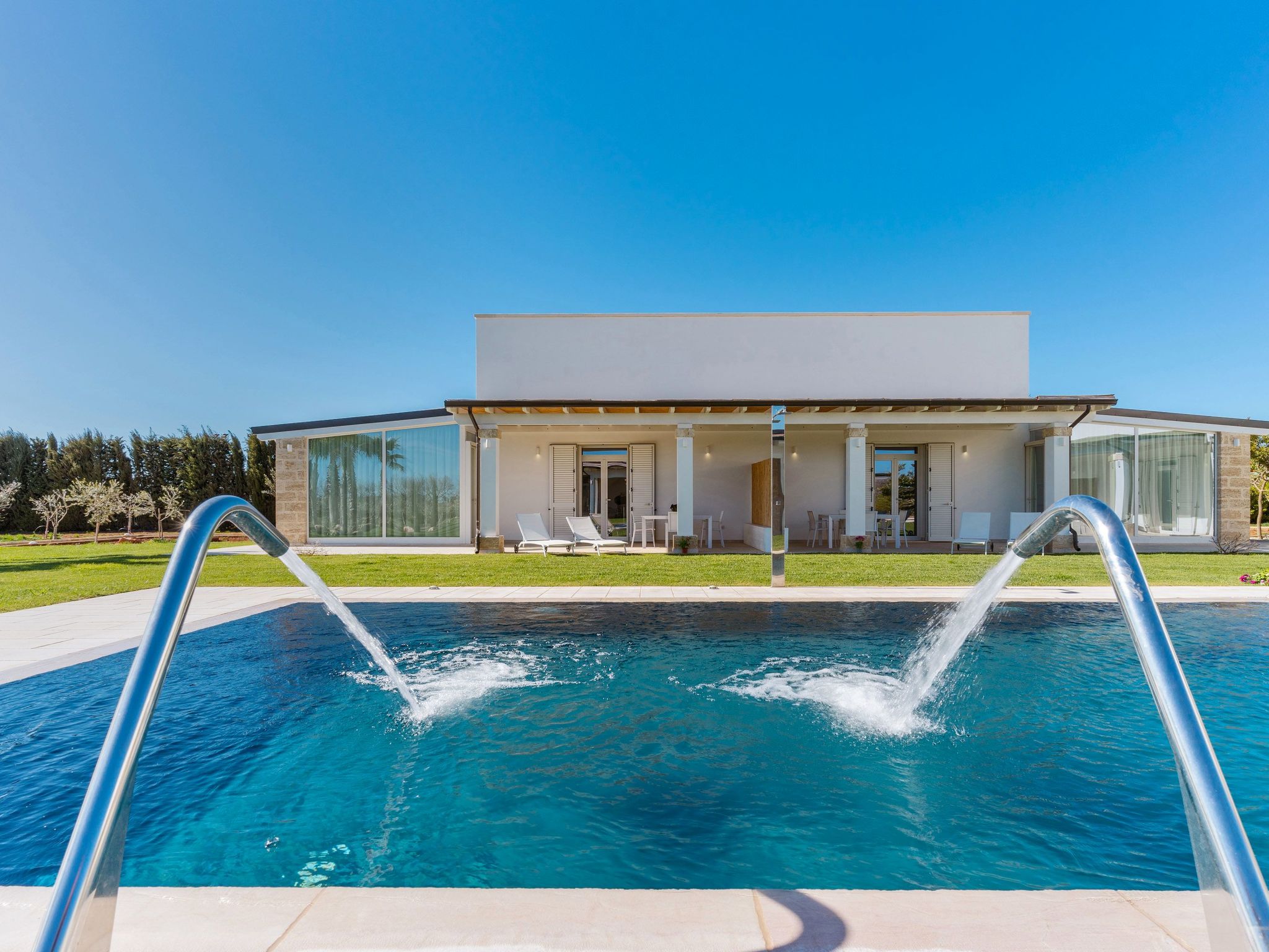 Haus in Casarano mit Außenhof-Binnen