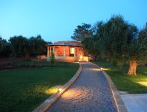 Unieke Trulli-woning met privézwembad bij Casarano, Salento - thumbnail 2