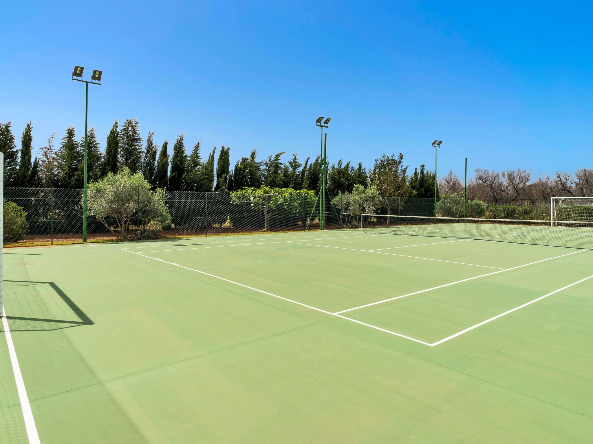 I FURNEDDHRI - Wohnstruktur bestehend aus 4 Trulli mit Schwimmbad-Drinnen