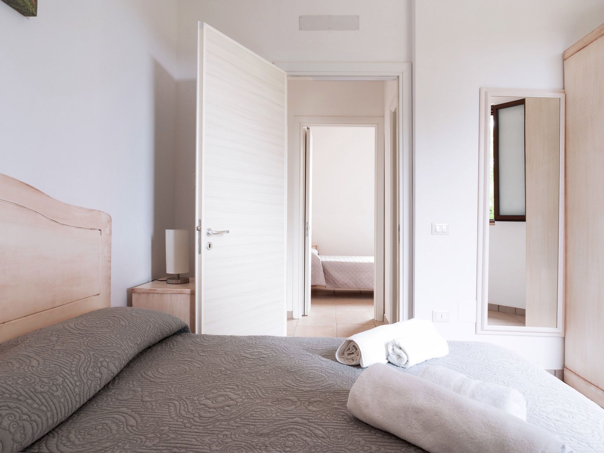 I FURNEDDHRI - Wohnstruktur bestehend aus 4 Trulli mit Schwimmbad-Drinnen