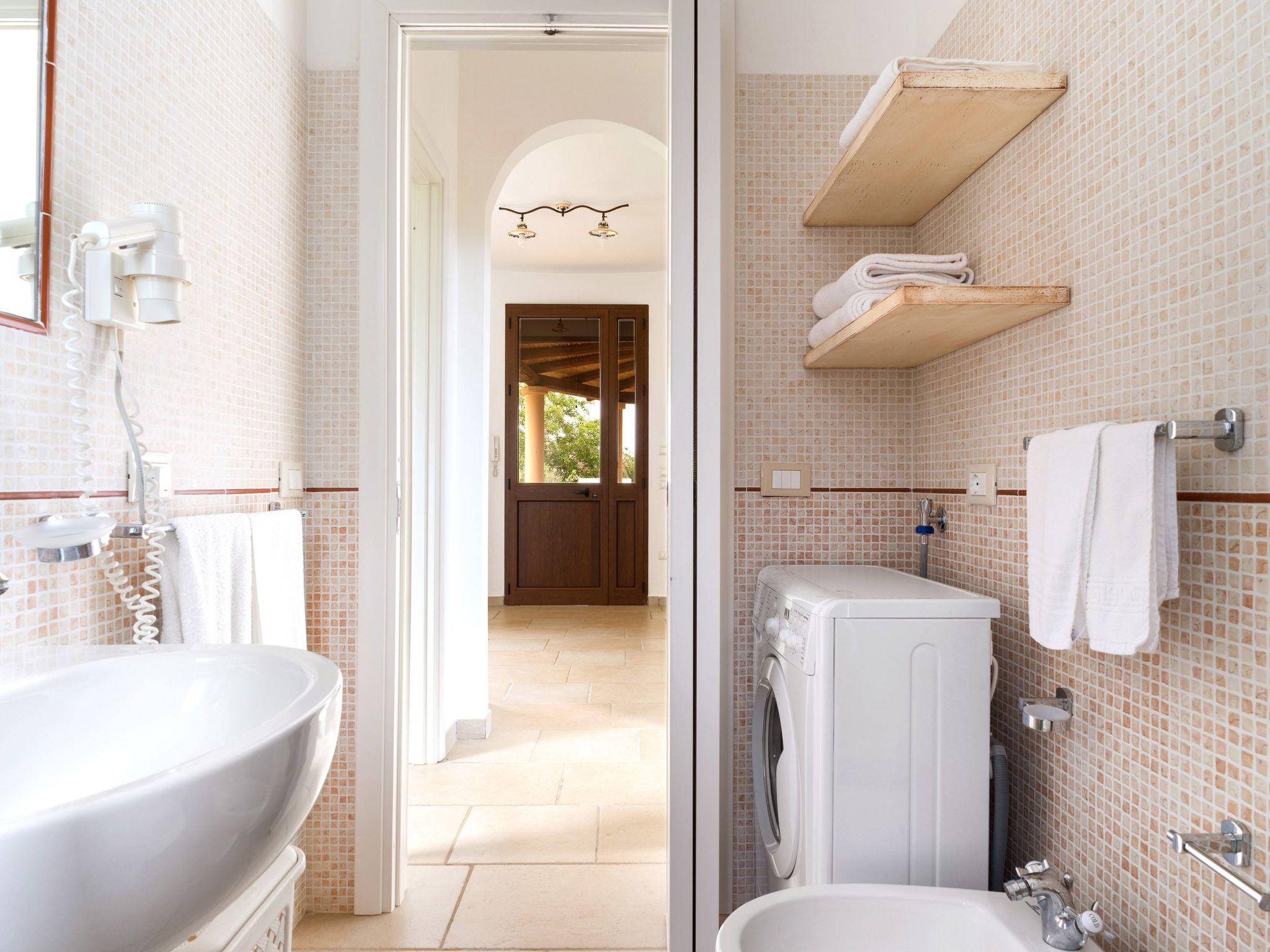 I FURNEDDHRI - Wohnstruktur bestehend aus 4 Trulli mit Schwimmbad-Drinnen