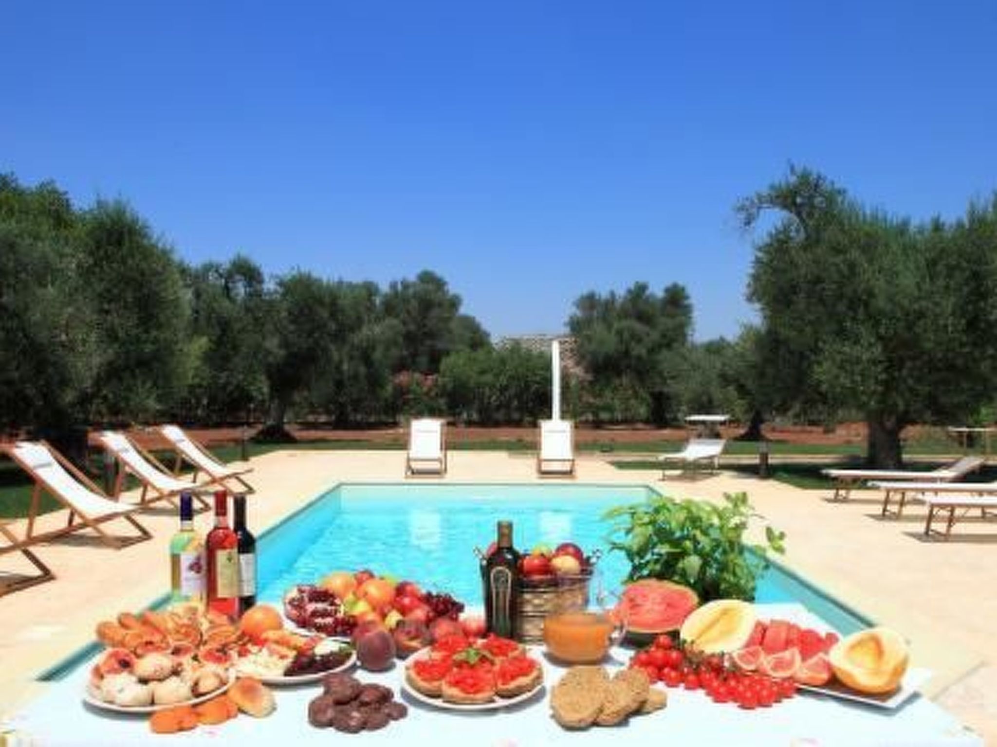 I FURNEDDHRI - Wohnstruktur bestehend aus 4 Trulli mit Schwimmbad-Drinnen